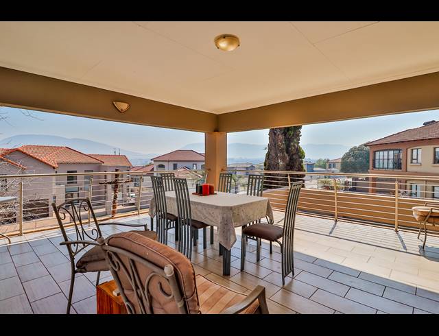 4 BEDROOM HOUSE SOLD IN XANADU
